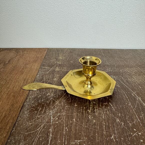 Vintage solid polished brass candle stick holder with handle - Picture 1 of 7